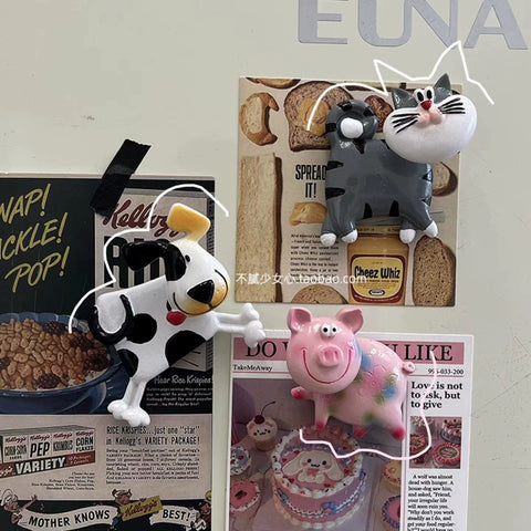 Cartoon Spring Shaking Head Animal Piglet Kitten, Cow, Resin Refrigerator Sticker