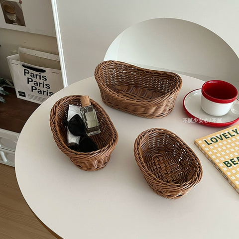 Woven small basket